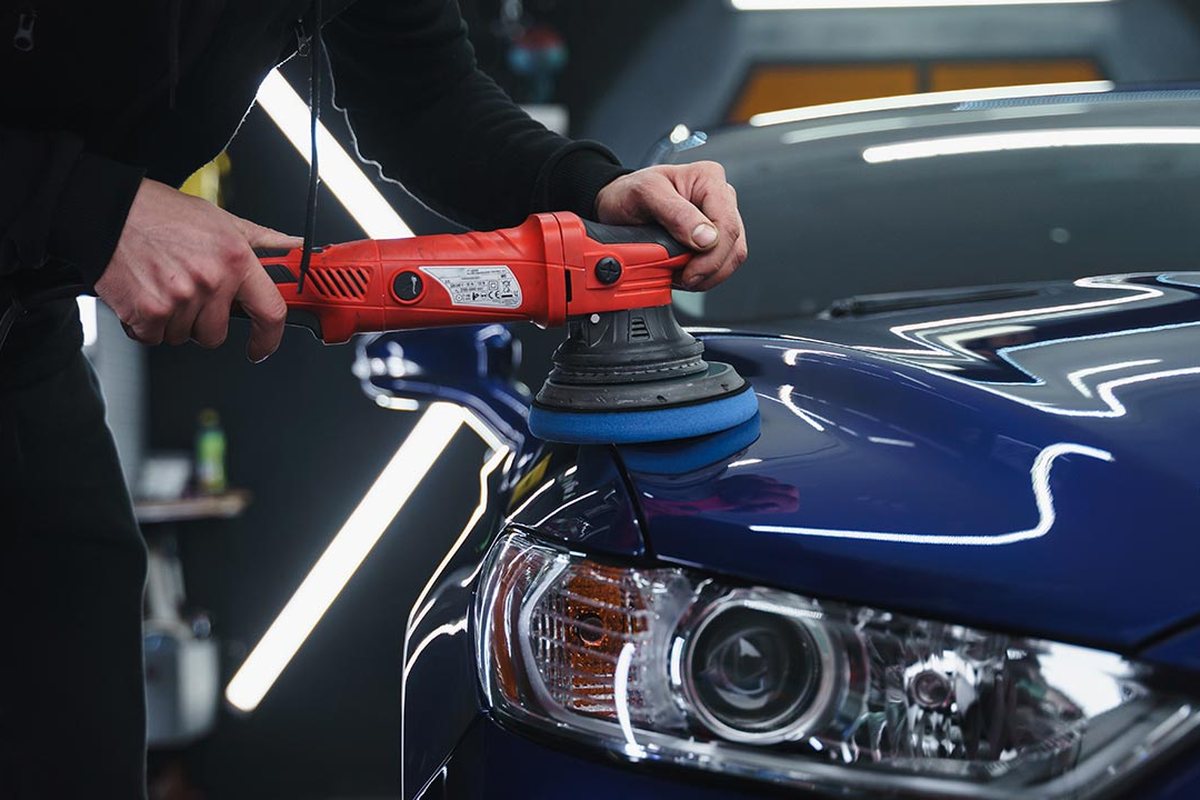Mašinsko poliranje laka rotacionom mašinom — paket Gloss One